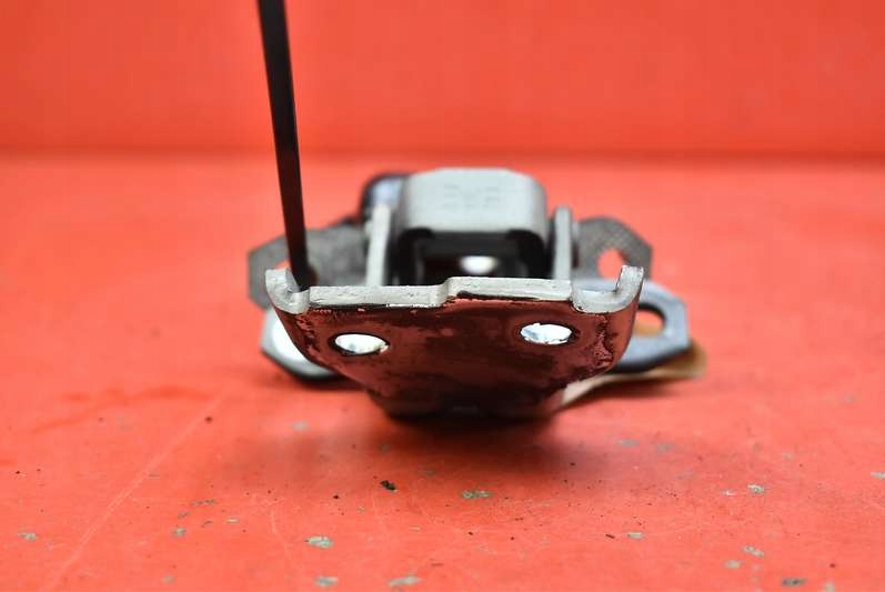 фото №6, Петля петли дверь левый перед fiat sedici lift 09-12