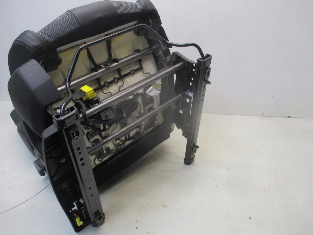 фото №7, Сиденье правый перед пассажира peugeot 3008 ii