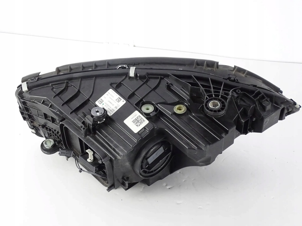 фото №6, Лампа перед права mercedes c klasa a206 w206 a2069067203