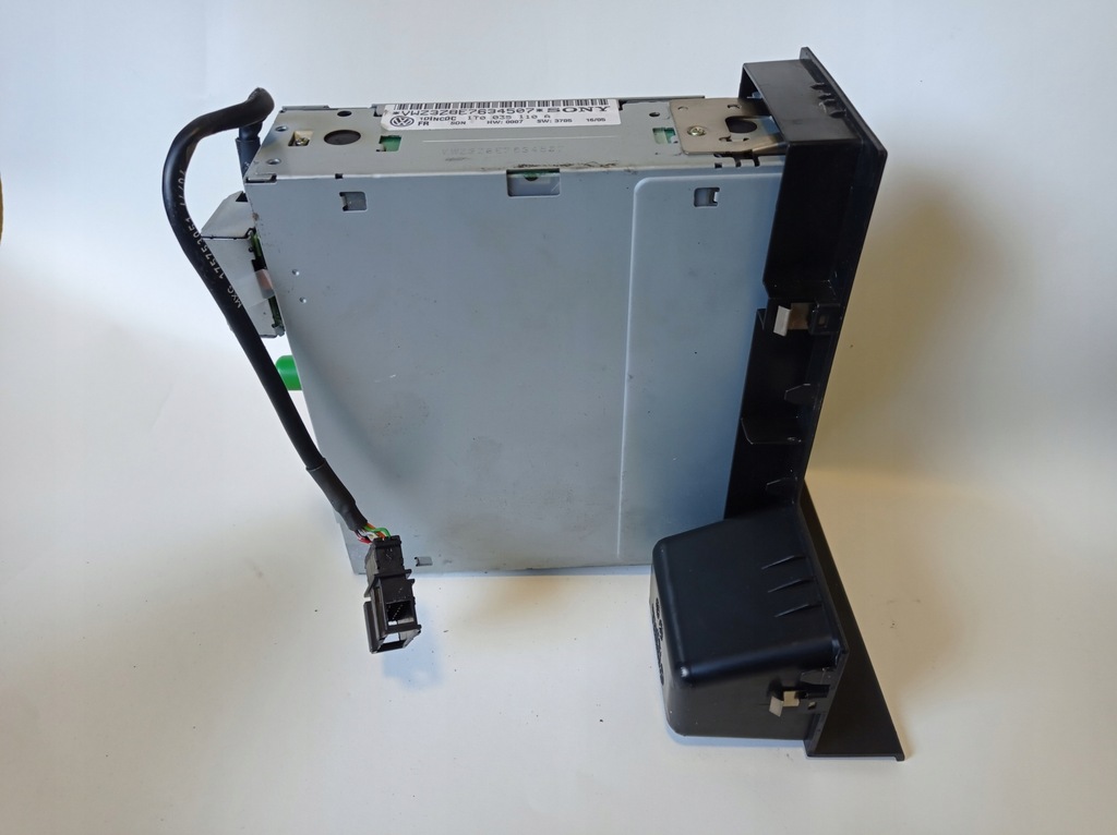 фото №10, Чейнджер дисков cd vw touran 1t0035110a