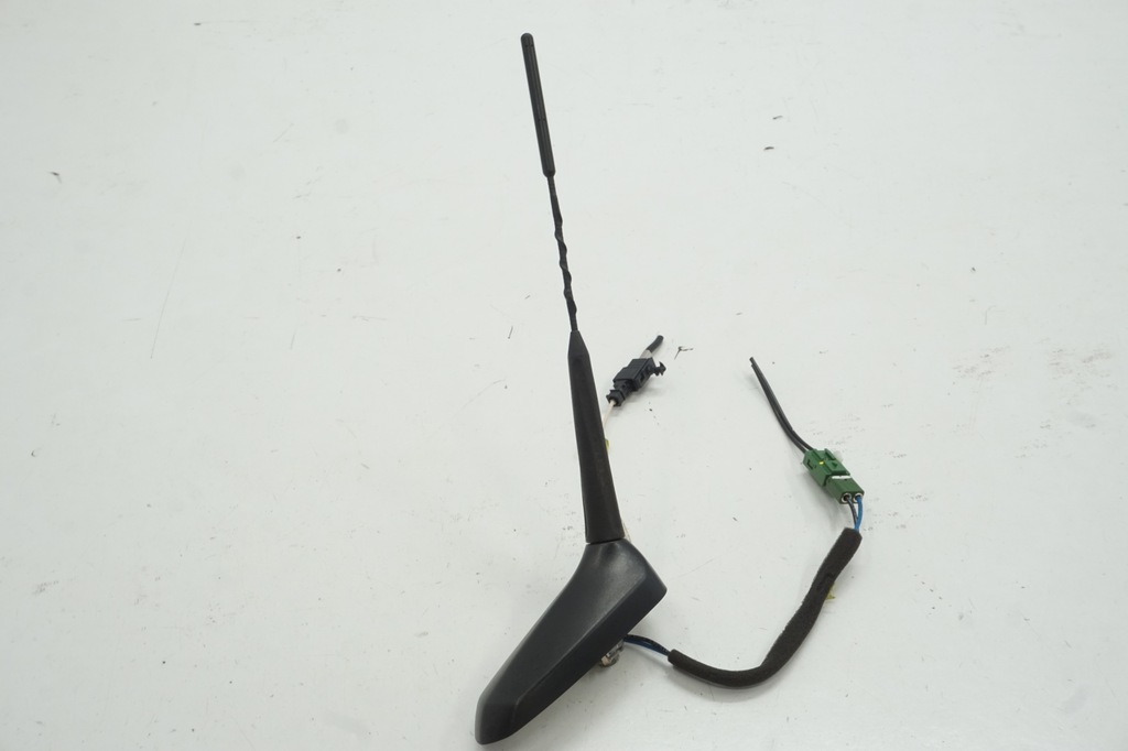 фото №1, Opel mokka a антенна кровельная радио 95127907