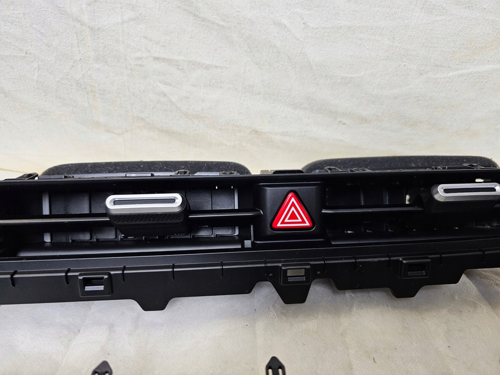 фото №7, Решётка обдув впуск средний левый правый hyundai ioniq v 5