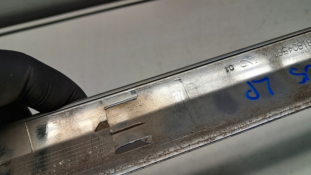 фото №14, Citroen c5 iii x7 молдинг хром двері лівий перед