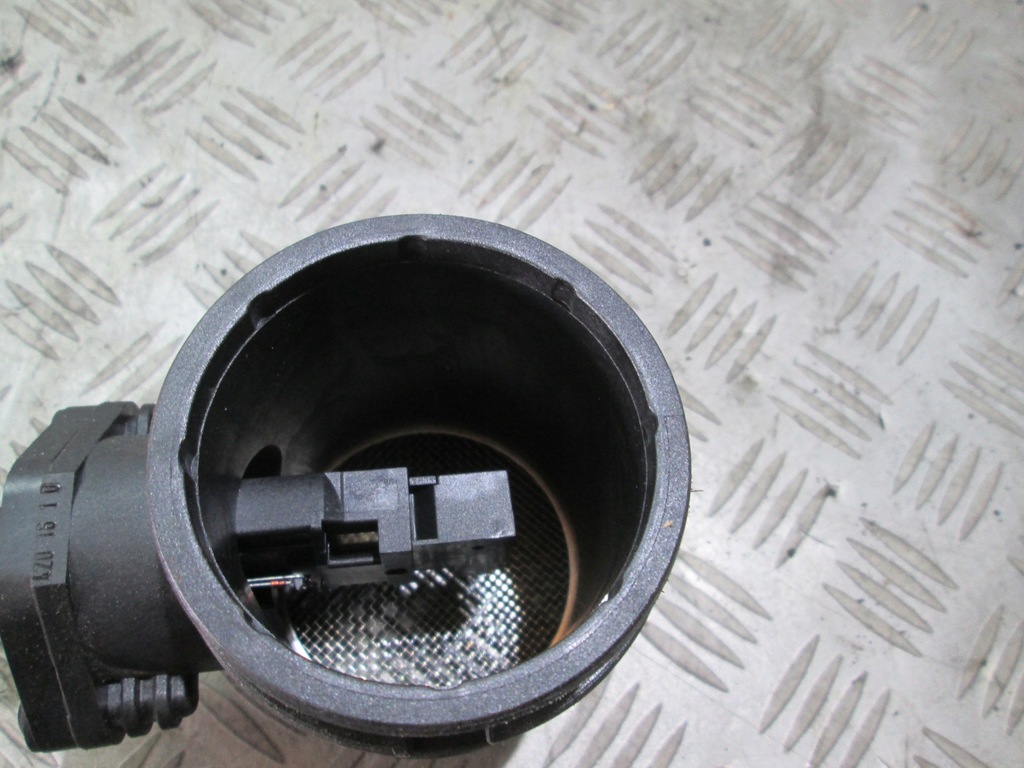 фото №8, Расходомер alfa romeo 147 156 1.6 0281002309