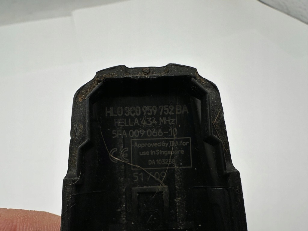 фото №7, Ключ ключ pilot vw passat b6 b7 434mhz 3c0959752ba