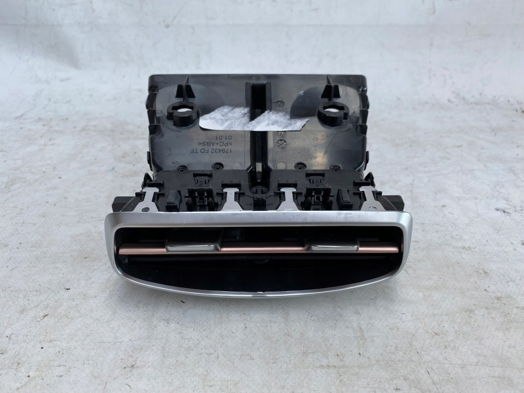 Купить Mercedes eqe 22- решётка обдув салона a2958302900