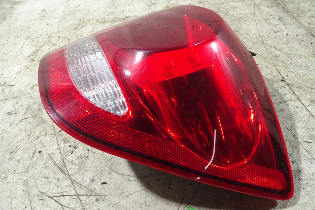 фото №12, Journey freemont 11- лампа правая задняя крыла karo