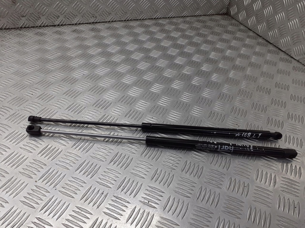 Купить Амортизатор крышки задний  задний mercedes w168 1.4