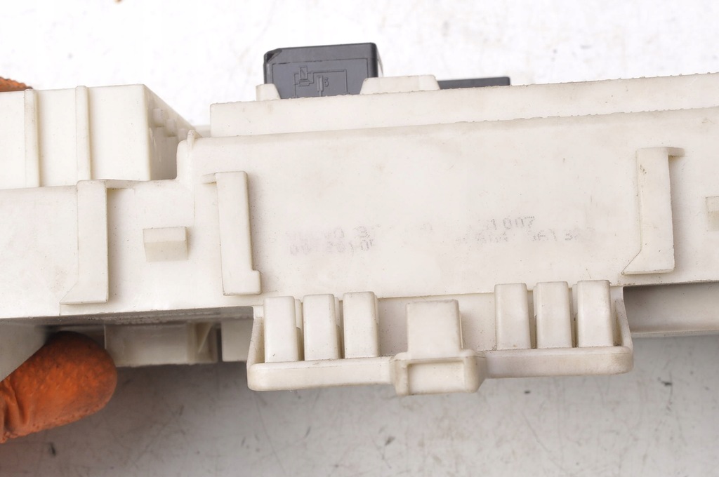 фото №9, Volvo s40 ii v50 коробка модуль bsi ключ