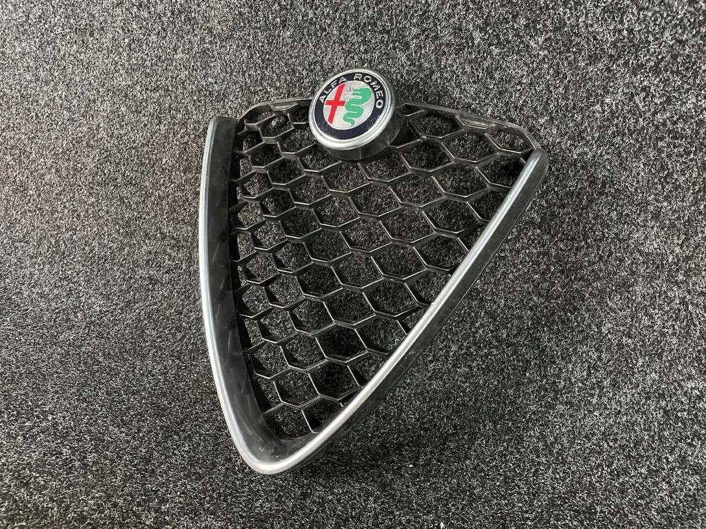 фото №4, Alfa romeo giulia решітка радіатора решітка радіатора радіатора 156152061