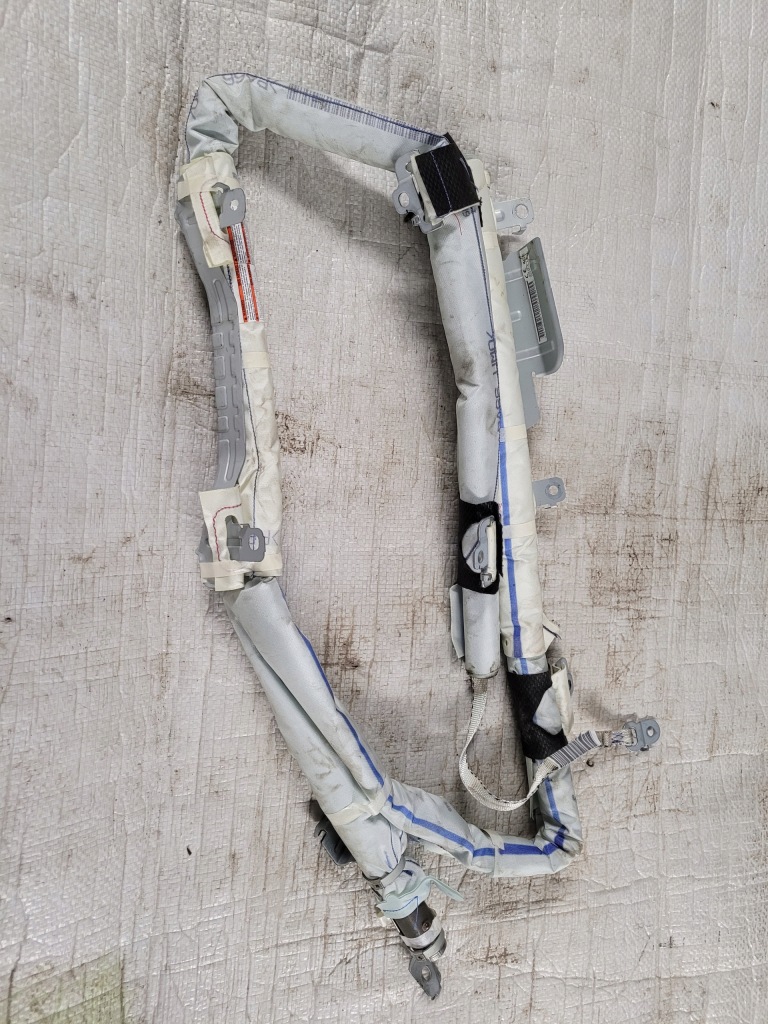 фото №1, Nissan x-trail t32 lift шторка безопасности левая 5 os.