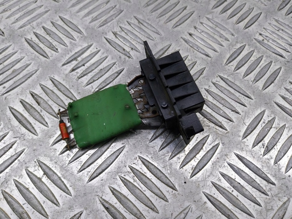 фото №1, Резистор резистор вентилятор fiat grande punto 1.3 jtd