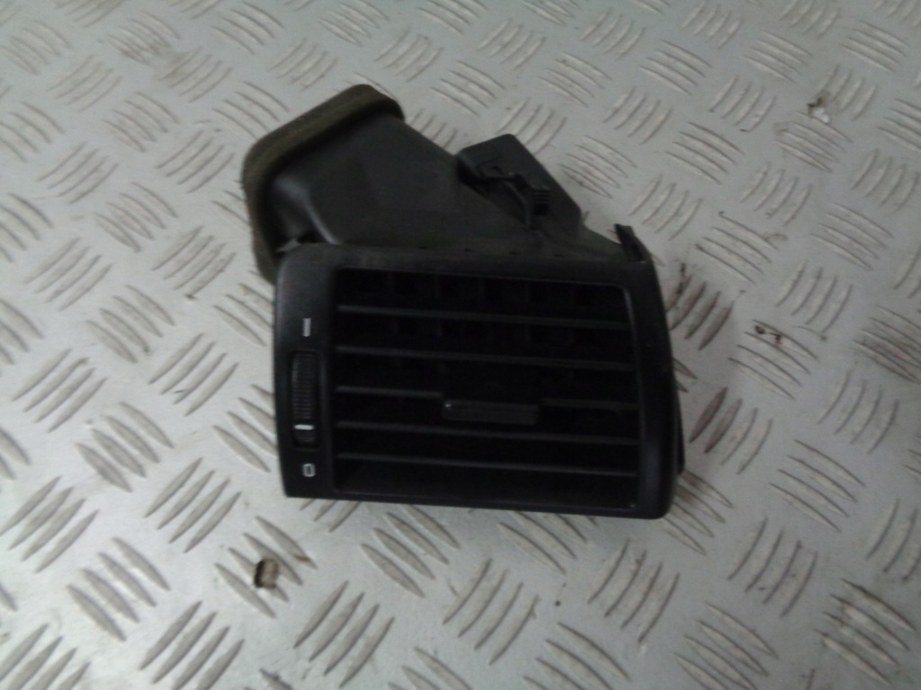 фото №1, Bmw e46 cabrio 2.0cd решітка обдув права