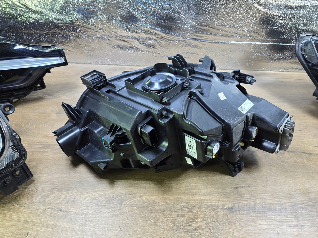 фото №13, Vw id3 id.3 лампа передня ліва iq 10b941035b