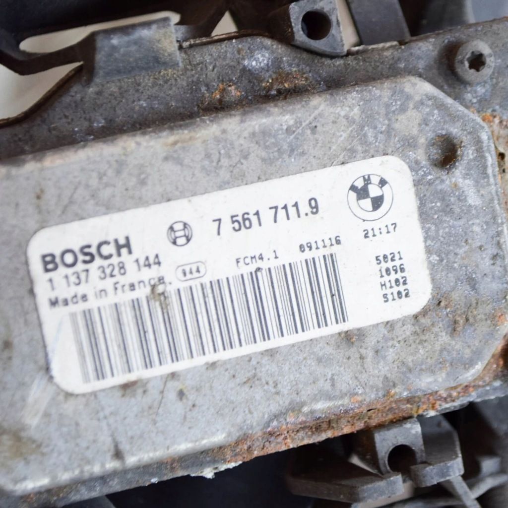 фото №7, Bmw 3 e90 e91 2010 защита вентилятора радиатора