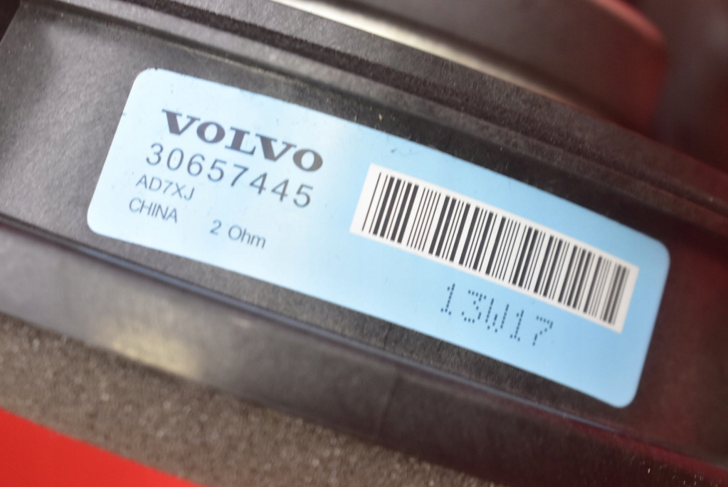 фото №9, Динамик правый задняя 30657445 volvo v40 2 ii 12-16