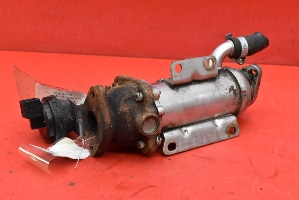 Радиатор выхлопных газов 8200873678 renault trafic 2 ii 2.0 dci 115 km 06-15 в Украине