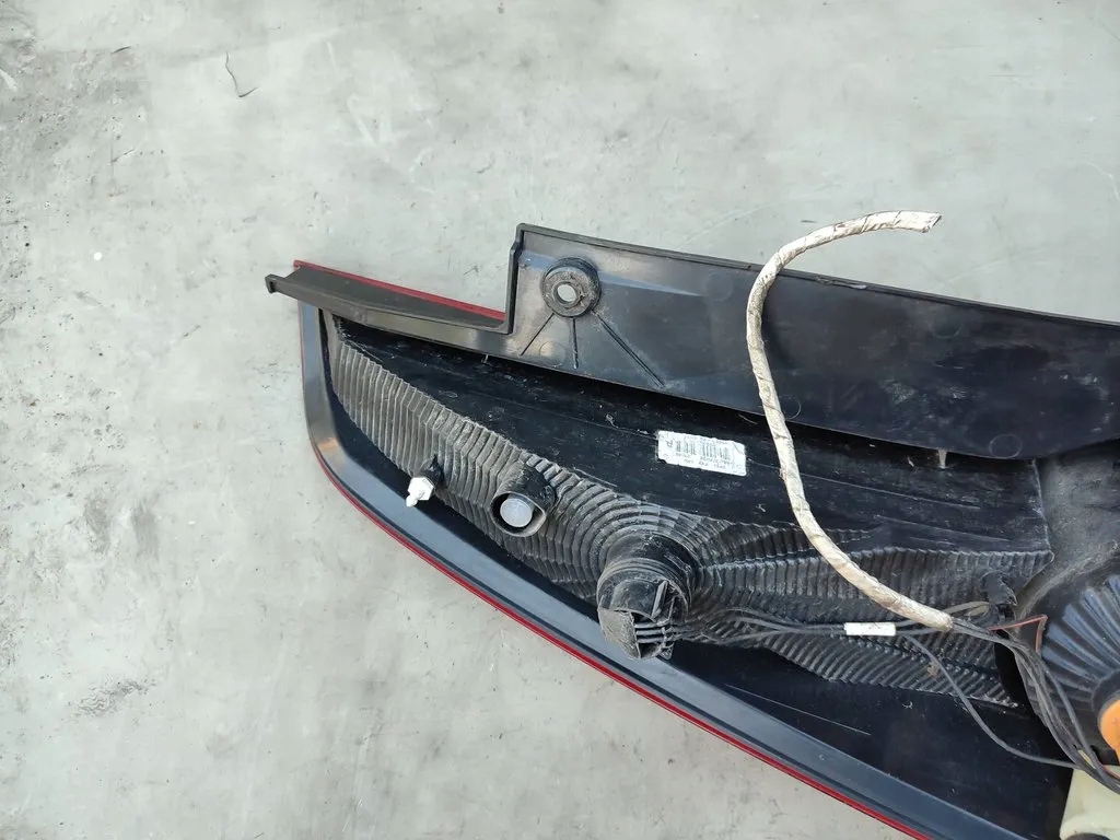 фото №10, Лампа задняя задняя правая opel agila b ii 2009