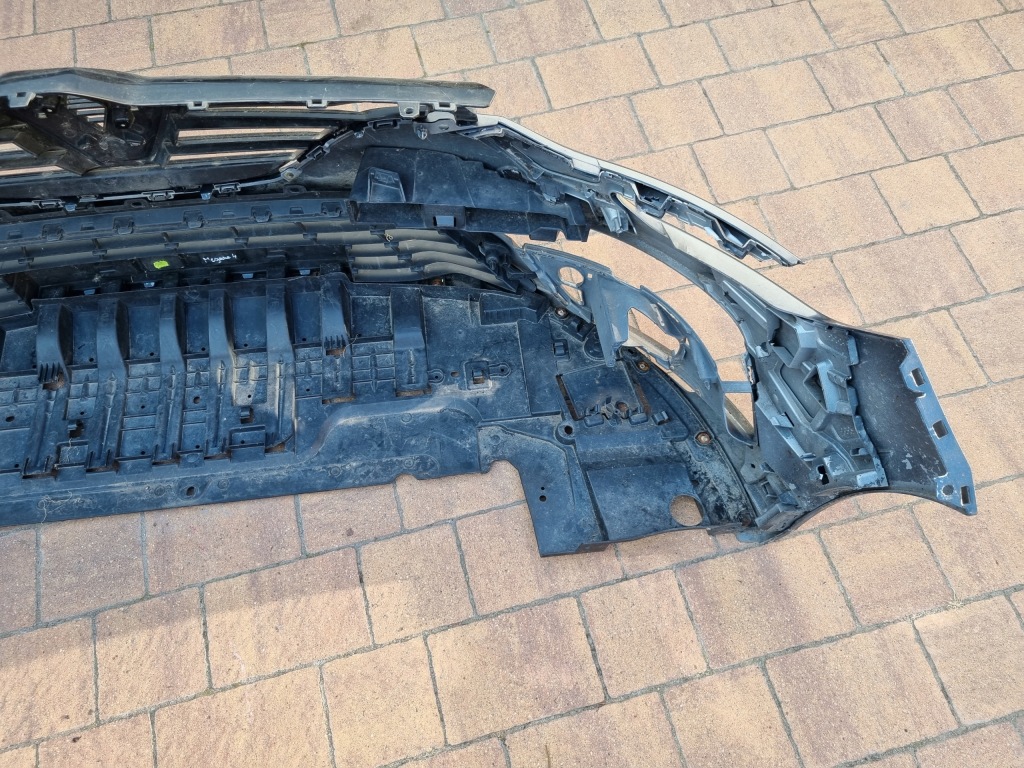 Renault megane iv 4 16- бампер перед + плита Доставка