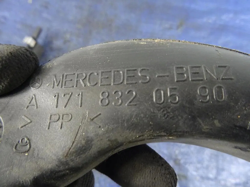 фото №2, Жёлоб крыша mercedes slk r171 a1718320590