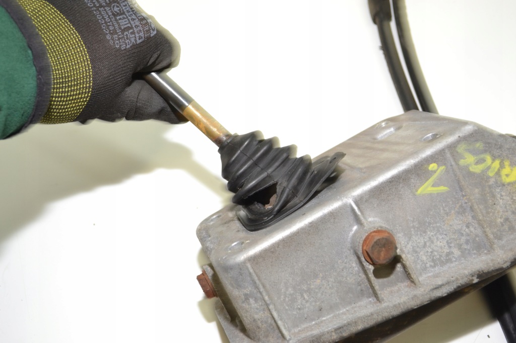 Daihatsu terios 1 кулиса  передач кулиса тросы Недорого