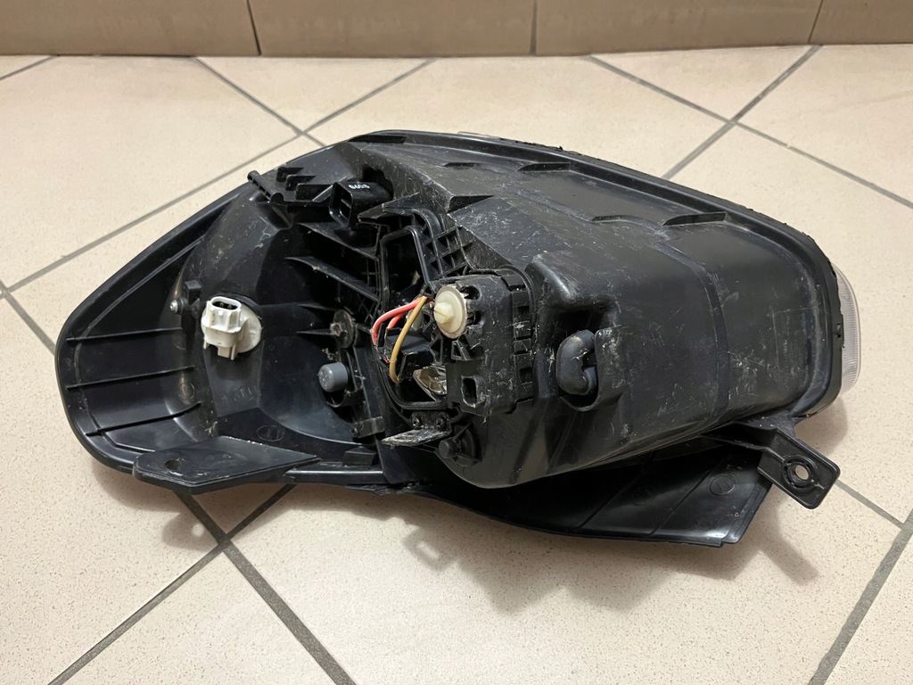 фото №16, Hyundai accent 1e000 лампа передняя перед правая