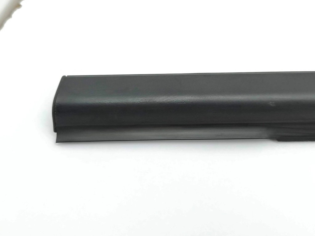 фото №12, Hyundai kona i 2019 левая сторона молдинг прокладка стекло дверь передних