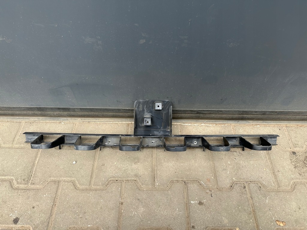 фото №1, Ford grand c-max mk2 напрямна бампера задня am51-r17b861-a