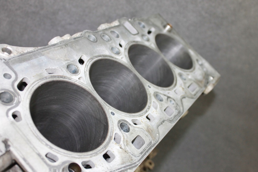 Toyota mini r55 r56 r60 r61 n47c20a 2.0d блок двигателя - номинал - исправный с Разборки