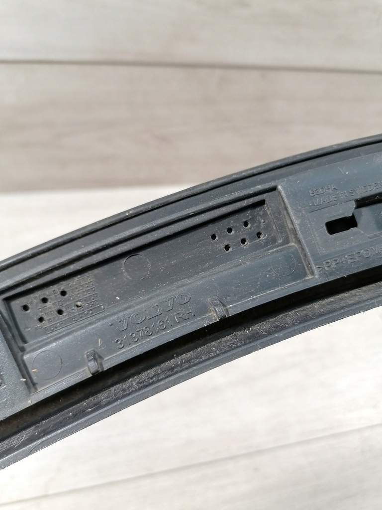 фото №13, Volvo xc90 молдинг крыло правый задняя 31378161