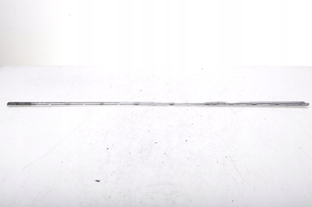 фото №6, Ford mondeo mk3 молдинг скло підвіконна правий задня