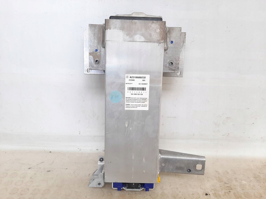 фото №1, Дуга безпеки підголівник лівий mercedes sl r231 w231