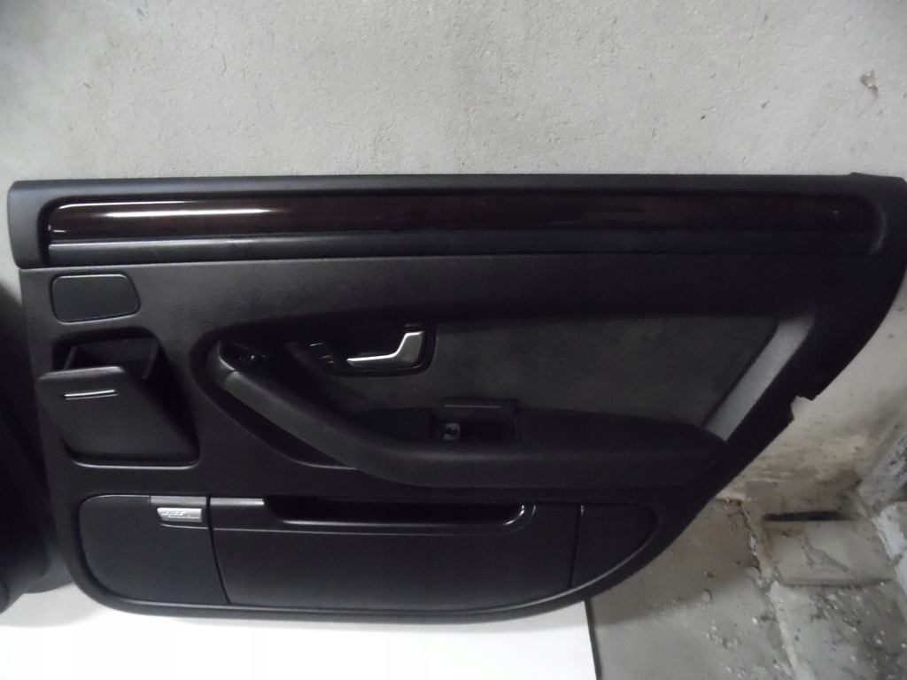 фото №12, Audi a8 d3 long обшивка задняя