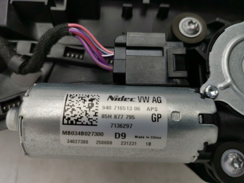 фото №10, Люк панорама люк vw tiguan 571877041d новый оригинальный