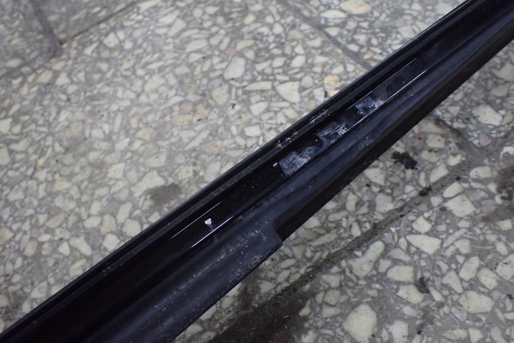 Молдинг кровельная правая левая c040 mercedes cl w216 в Украине