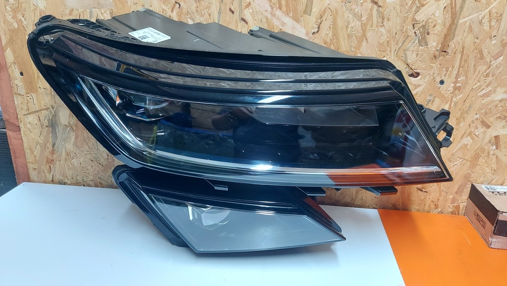 фото №1, Лампа права правий r перед передня skoda kodiaq led