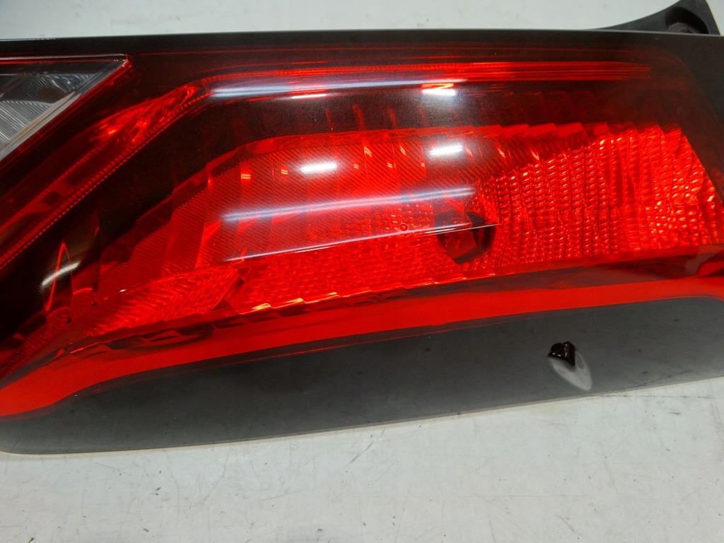 фото №6, Лампа правый задняя toyota aygo lift 18-22r. europa