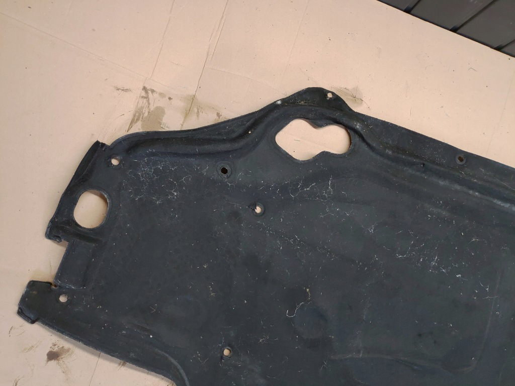 фото №8, Шумоизоляция капот + клипсы mercedes c w203 coupe