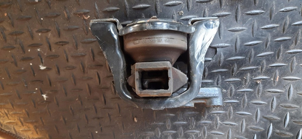 фото №5, Кронштейн подушка кронштейн двигателя c3 ii 9671185380