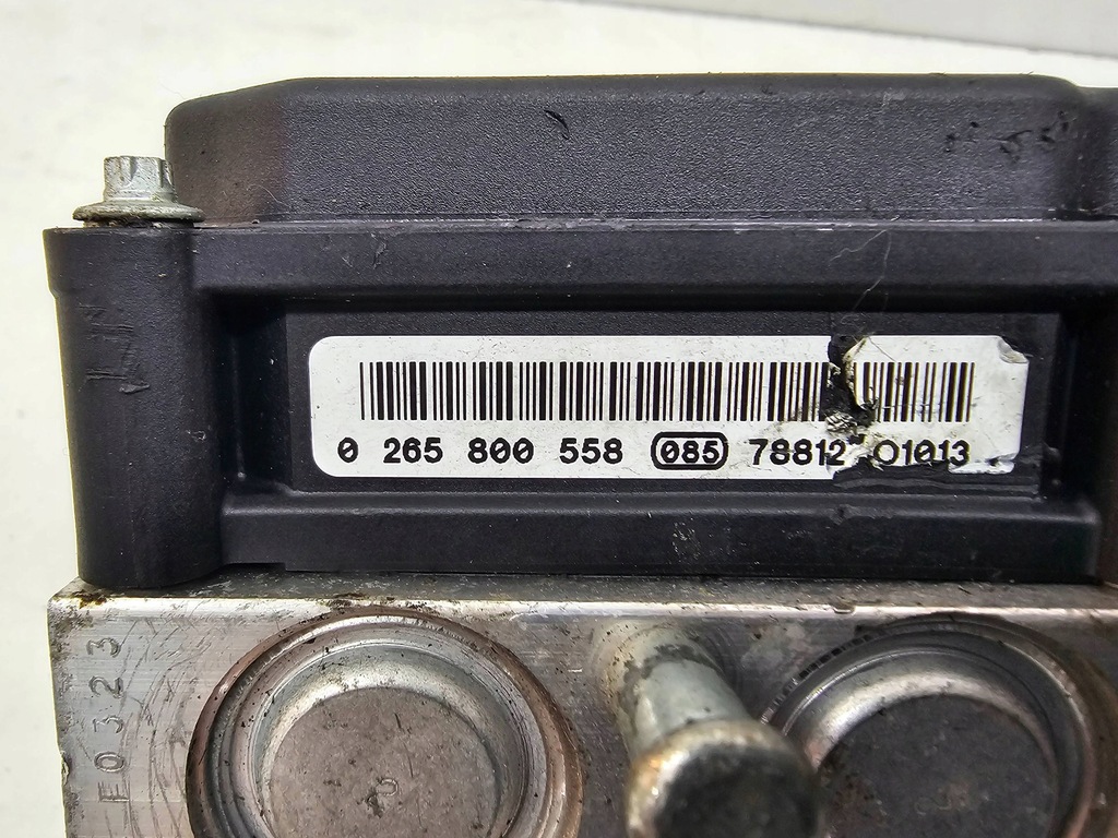 фото №7, Renault modus насос abs блок управления штекер 0265232075 8200747138 fv