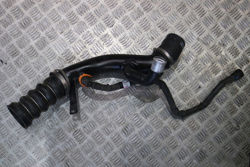 Купить Шланг пабтрубок  интеркулер ferrari f8 tributo 761298