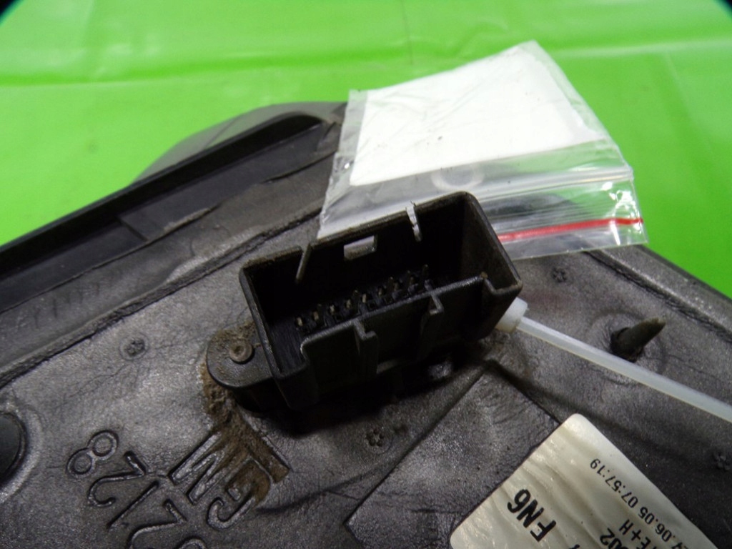 фото №7, Opel signum vectra c зеркало правое 24436147 лак z167