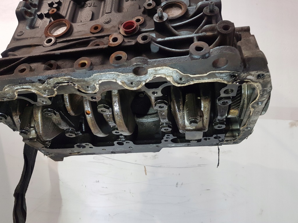 фото №14, Dół двигателя vw audi skoda seat 2.0 tdi cfg блок wał поршни