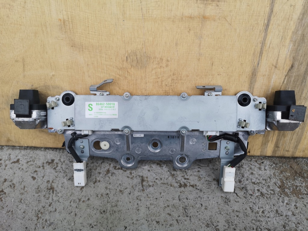 фото №1, Камера радар стекло перед lexus ls ls460 iv 06-