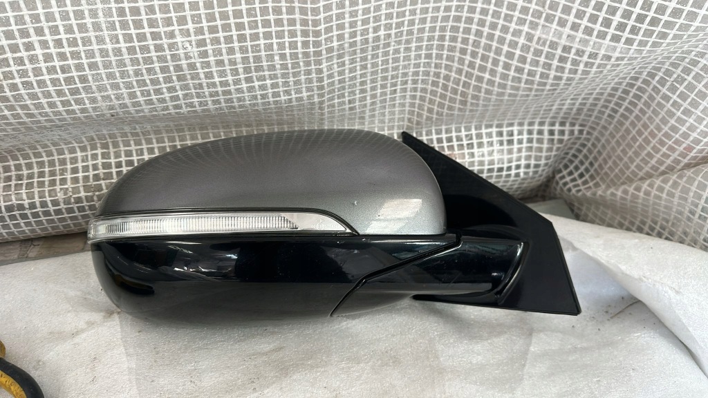 фото №1, Kia sorento 2016- зеркало правое 14 pin