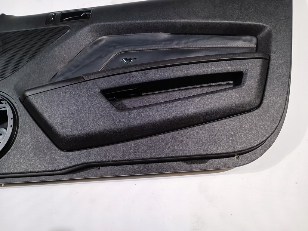 фото №6, Обшивка дверь правый premium plus ford mustang v 2010-2014