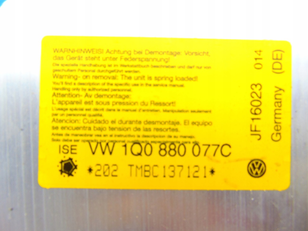 фото №7, Дуга защитная дуга подголовник 1q0880077c vw eos 1q0