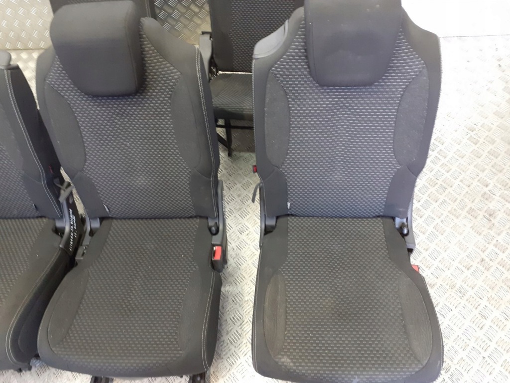 фото №14, Сиденья заднее сиденье + обшивки i задний ряд citroen c4 picasso 1.6 hdi