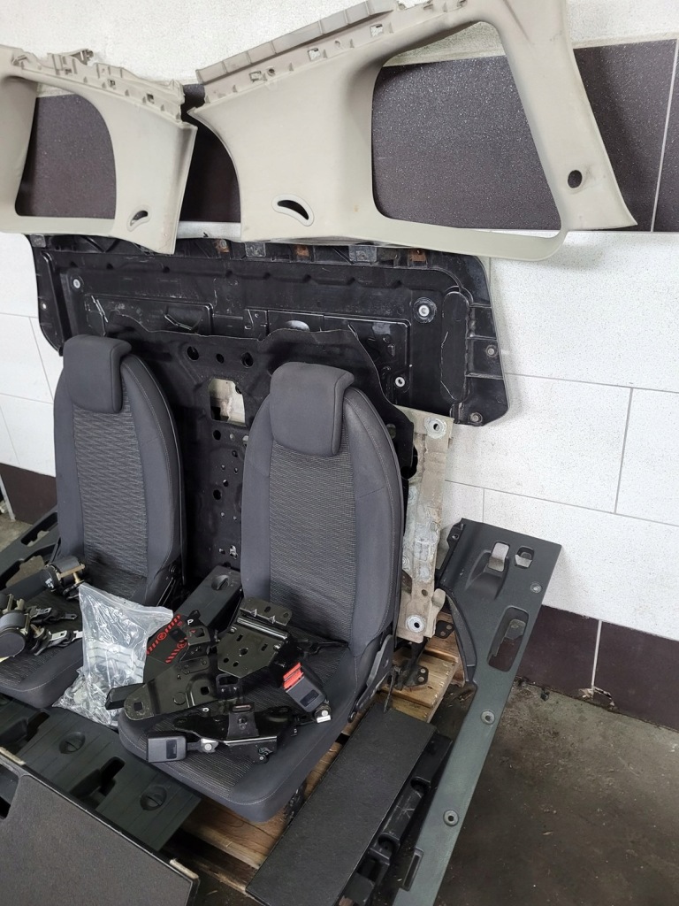 фото №3, Renault scenic ii lift сиденье обивка защита ремни крепления iii ряд