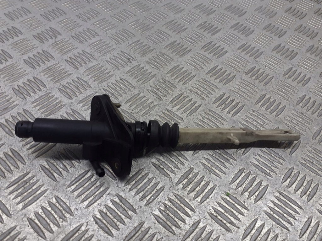 фото №1, Помпа зчеплення volvo v70 ii 2.5 tdi 9181217